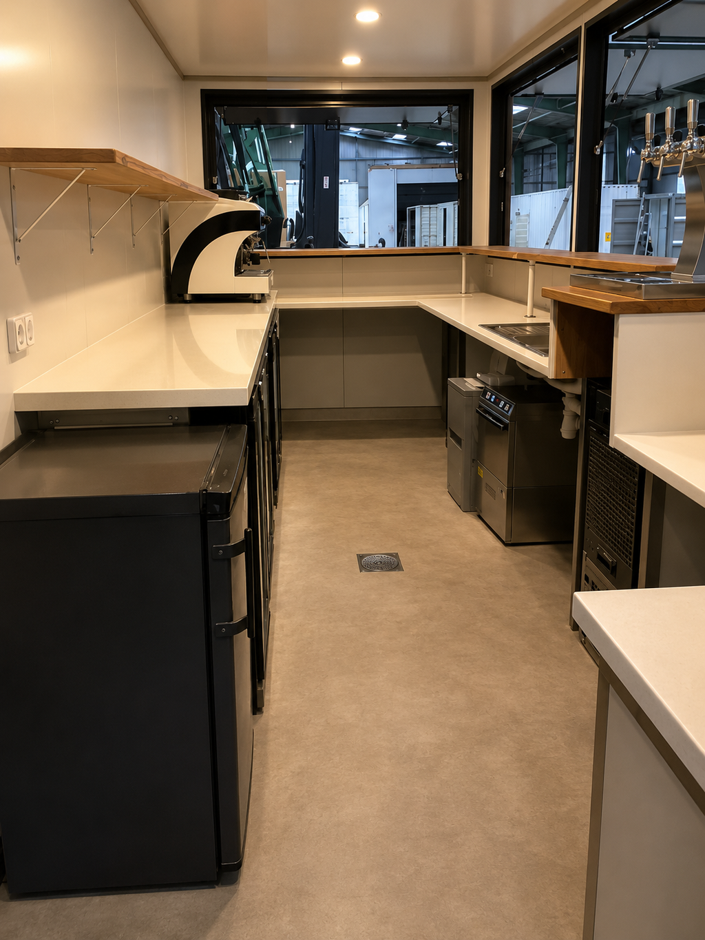 CONTAINER CAFÉ / BAR / SNACK – 20 PIEDI