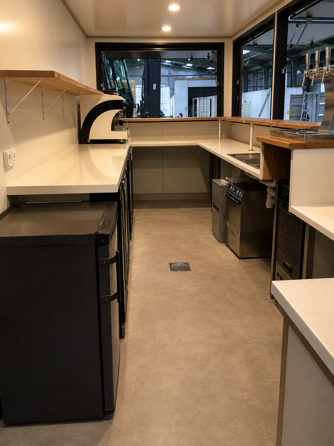 CONTAINER CAFÉ / BAR / SNACK – 20 PIEDI