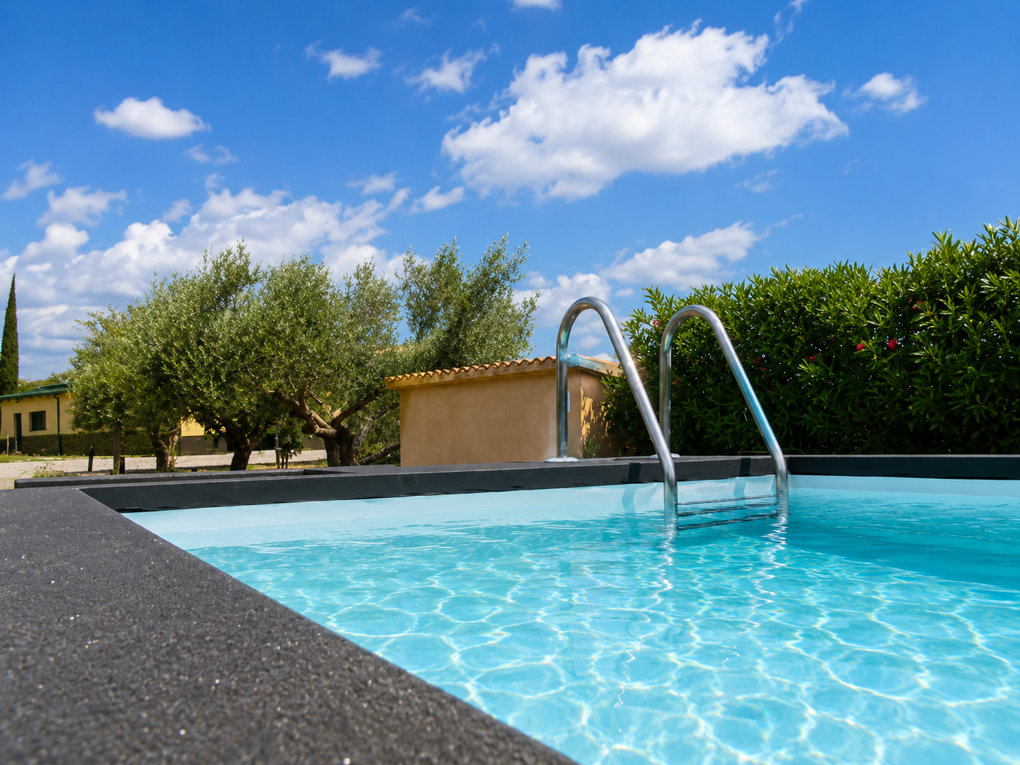 PISCINA CONTAINER MOBILE – 5,25 × 2,55 M