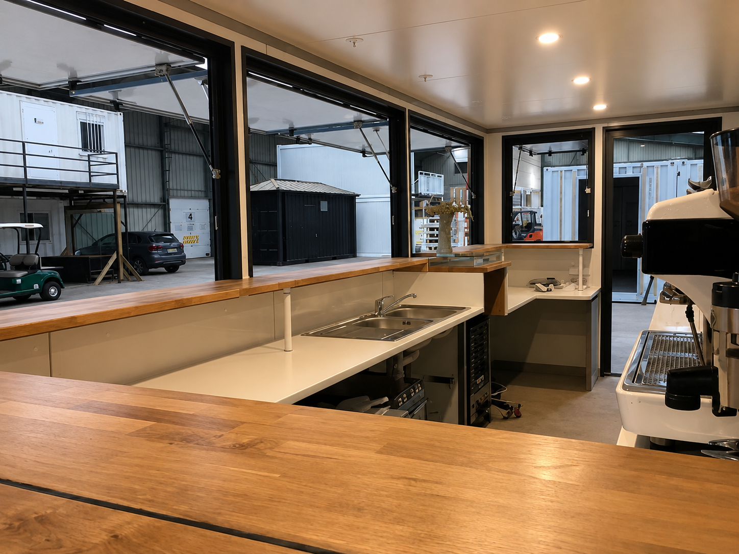 CONTAINER CAFÉ / BAR / SNACK – 20 PIEDI